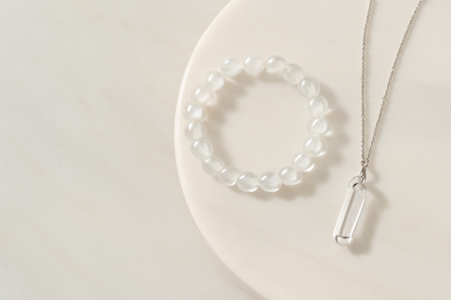 Clear Quartz · Light Through Stillness — Return to a Mind of Clarity